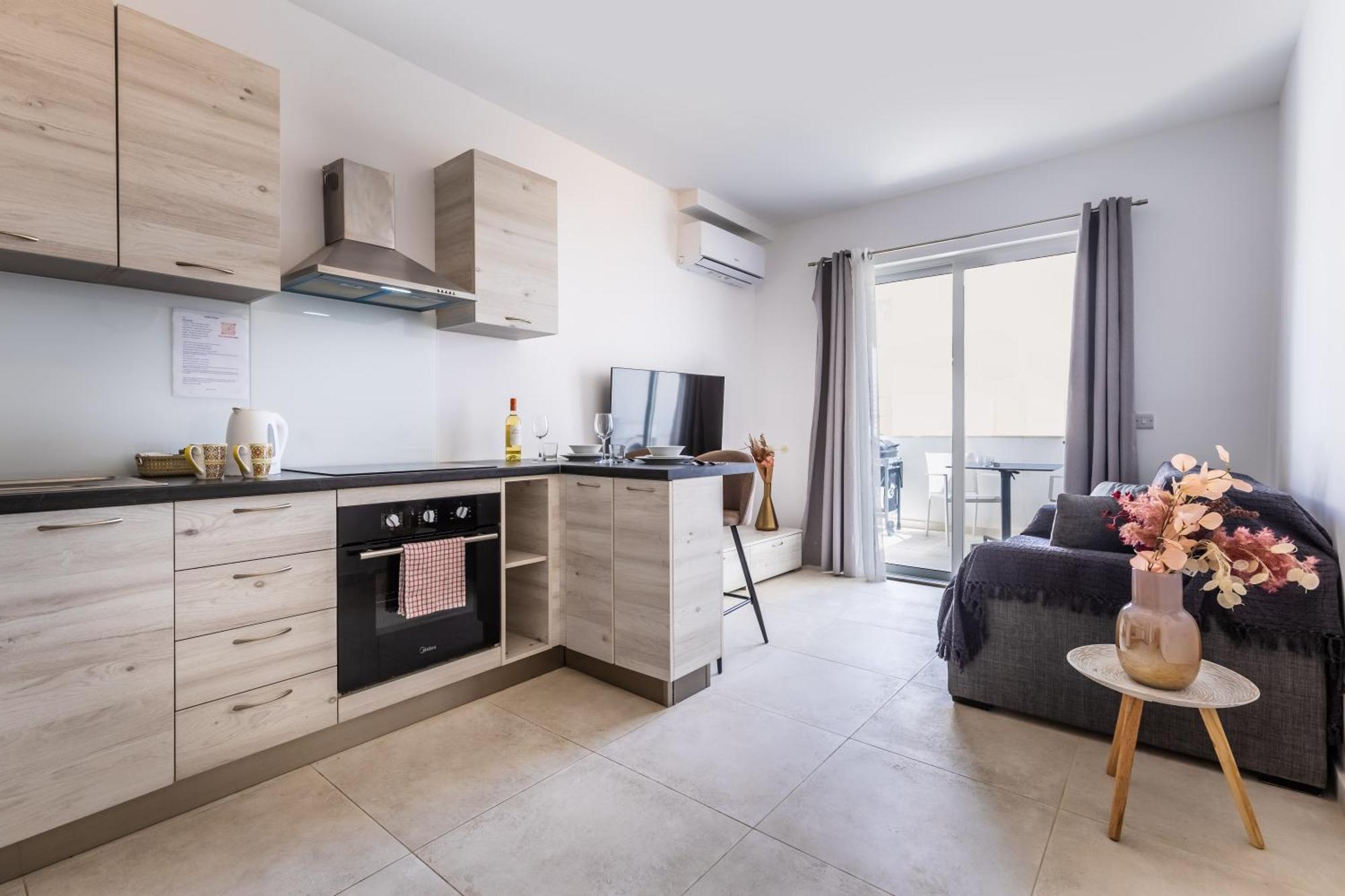 Kunsu'S Apartment 5 Min Walk From St Julians San Ġwann Εξωτερικό φωτογραφία